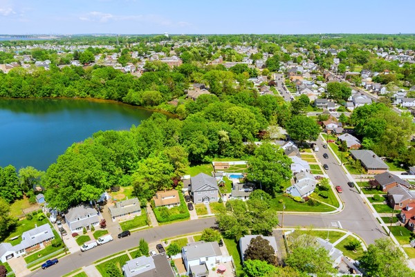iddlesex County NJ Communities – Probate & Estate Services Residential neighborhood in Middlesex County, NJ